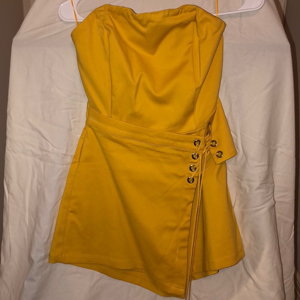 Strapless dress